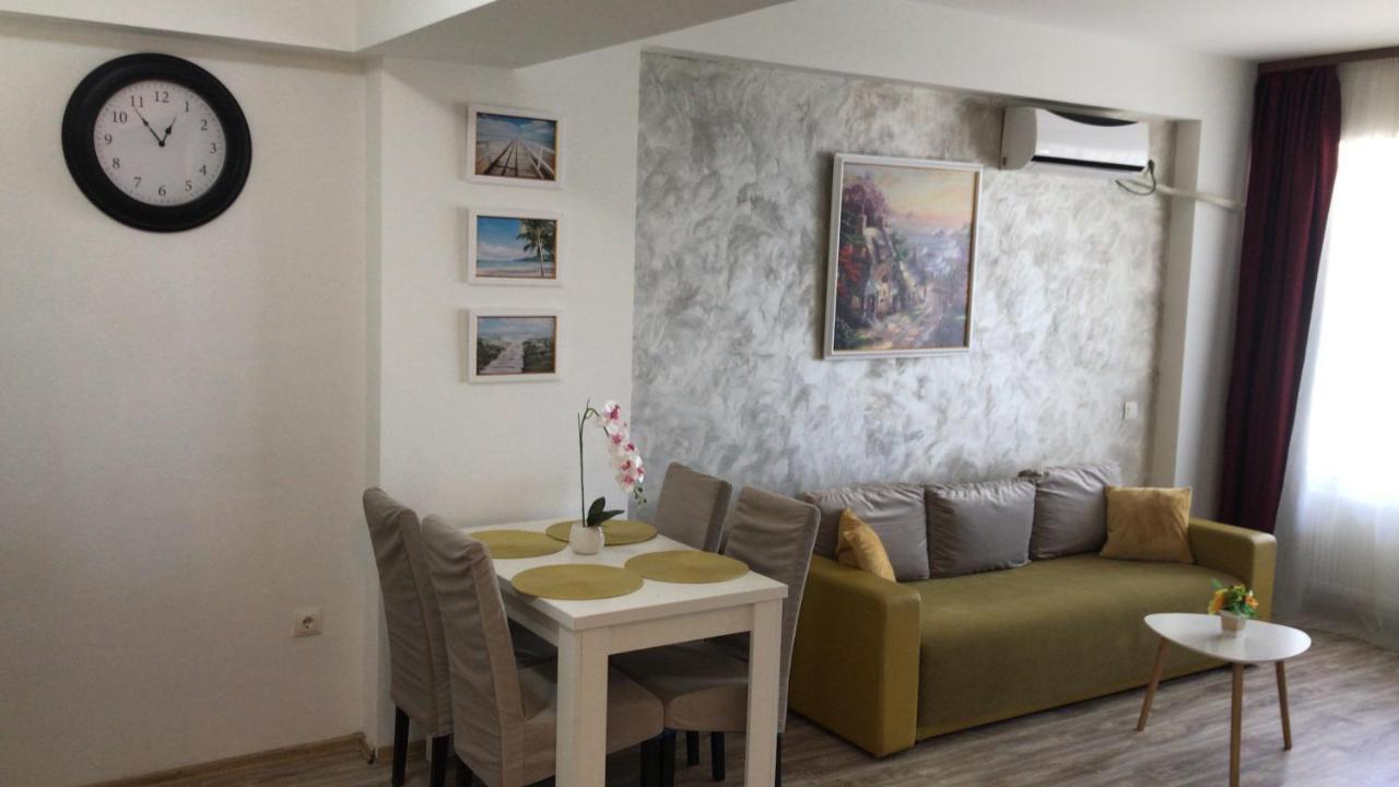 Apartament Summerland Mamaia Nord Bagian luar foto