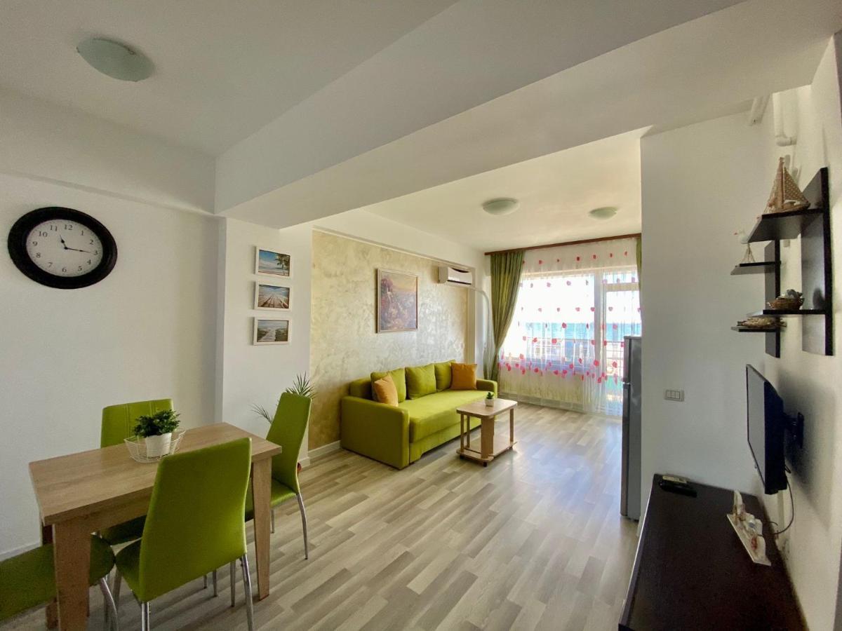 Apartament Summerland Mamaia Nord Bagian luar foto
