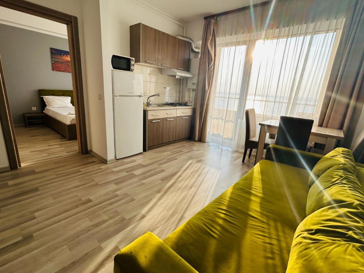 Apartament Summerland Mamaia Nord Bagian luar foto