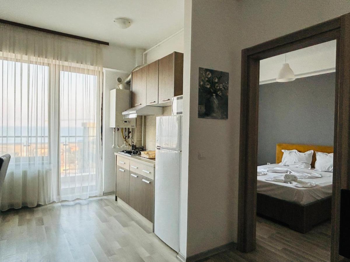 Apartament Summerland Mamaia Nord Bagian luar foto