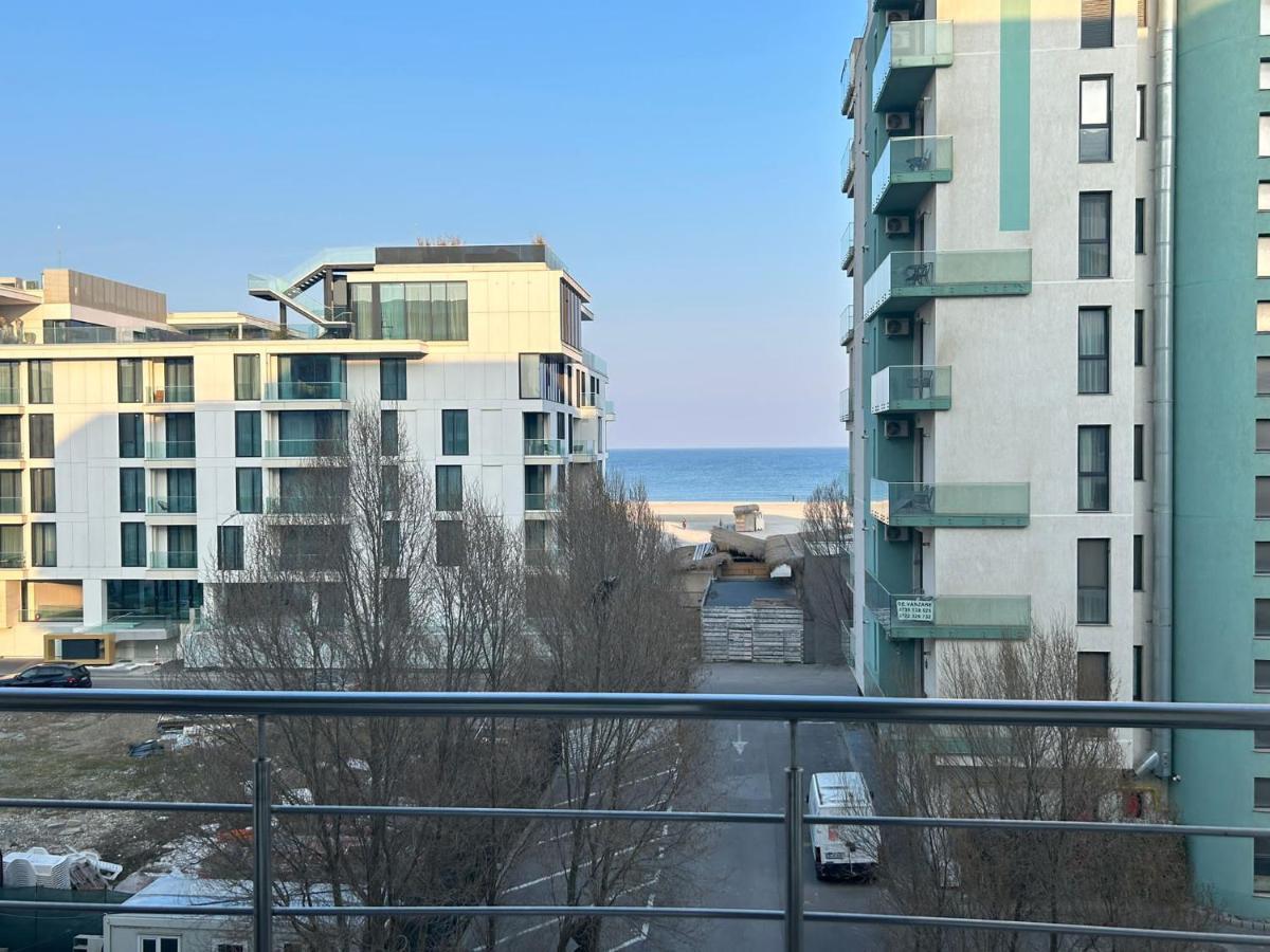 Apartament Summerland Mamaia Nord Bagian luar foto